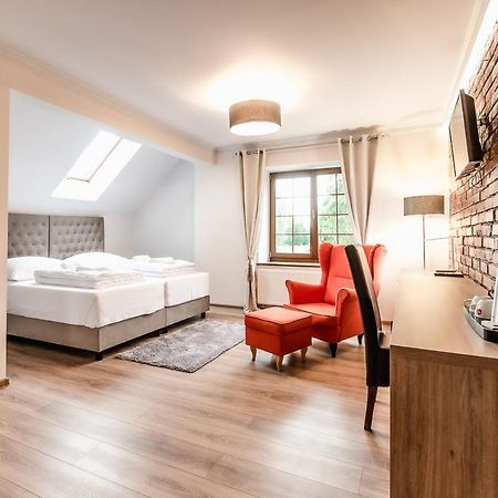 أوافا Apartamenty Kapitanskie المظهر الخارجي الصورة