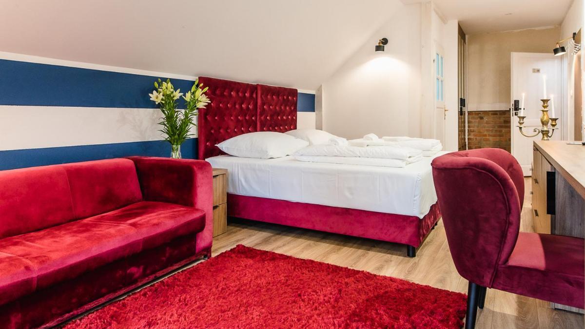 أوافا Apartamenty Kapitanskie المظهر الخارجي الصورة